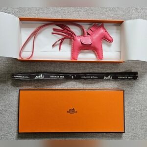 NIB Hermes Rose Azalee Pink Monochrome PM Rodeo Bag Charm